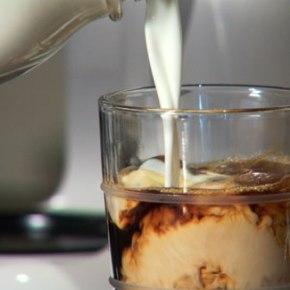 How To Make An Iced Coffee&nbsp;Latte